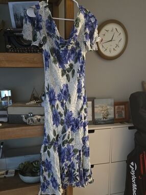 Vintage 90's Floral V-Neck Maxi Dress in Blue and White.